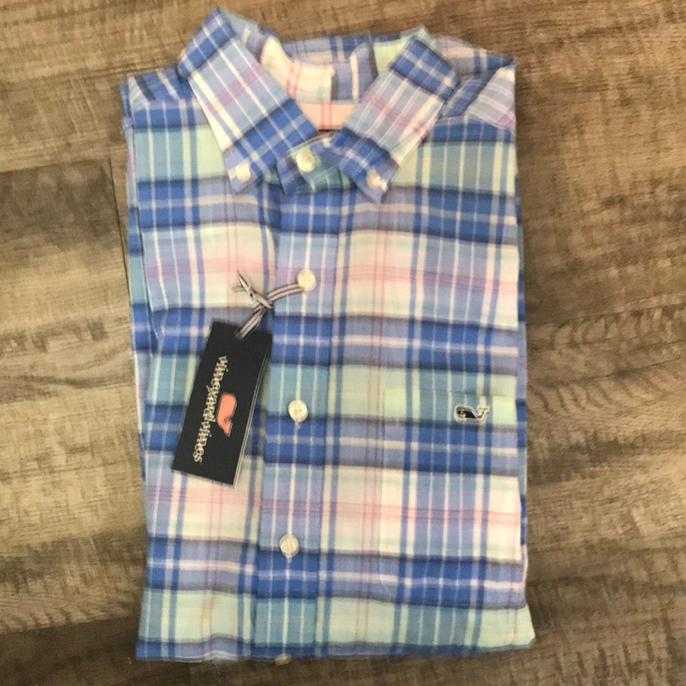 NWT Vineyard Vines linen button down shirt